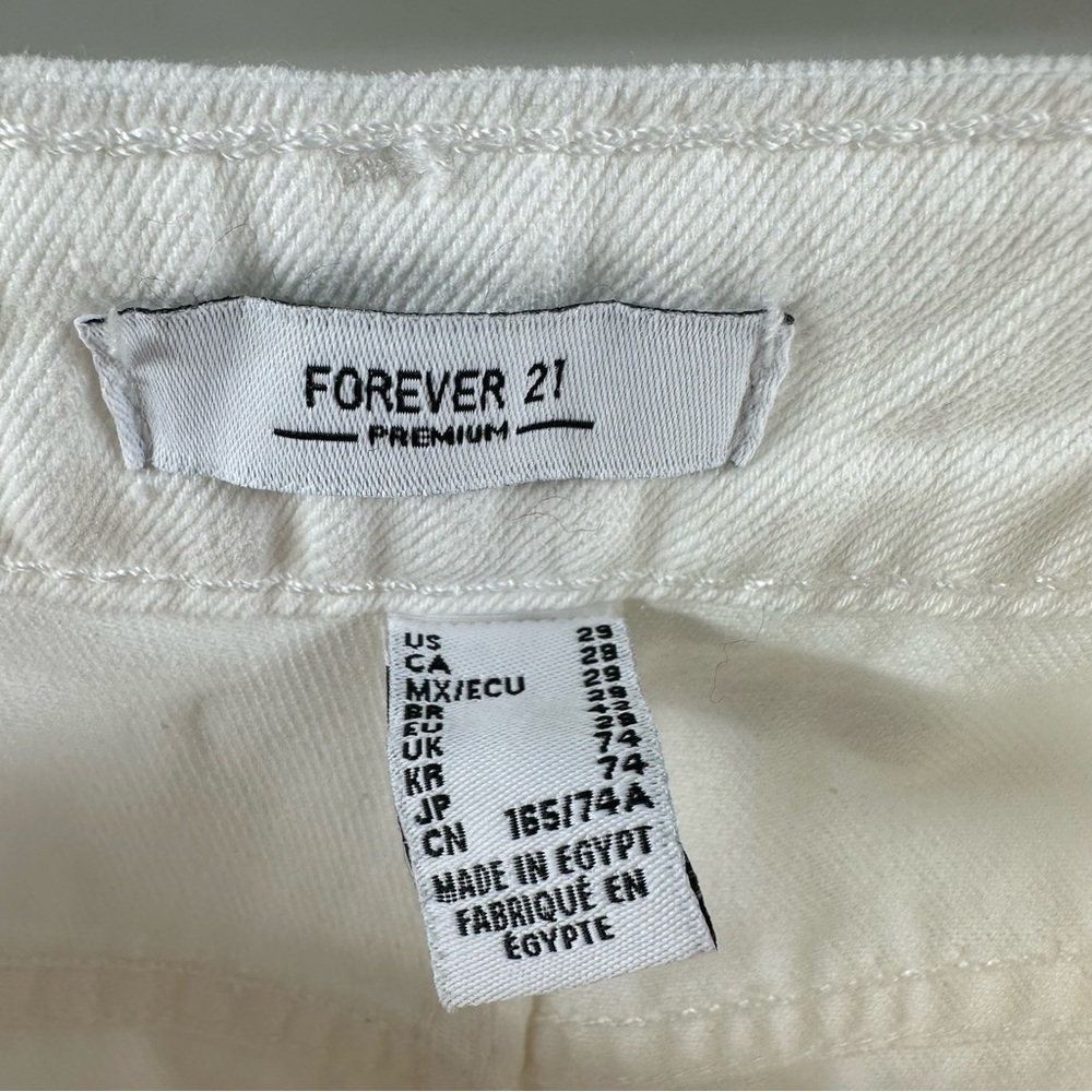 Forever 21 Ripped High Rise White Mom Jeans - Picture 5 of 6